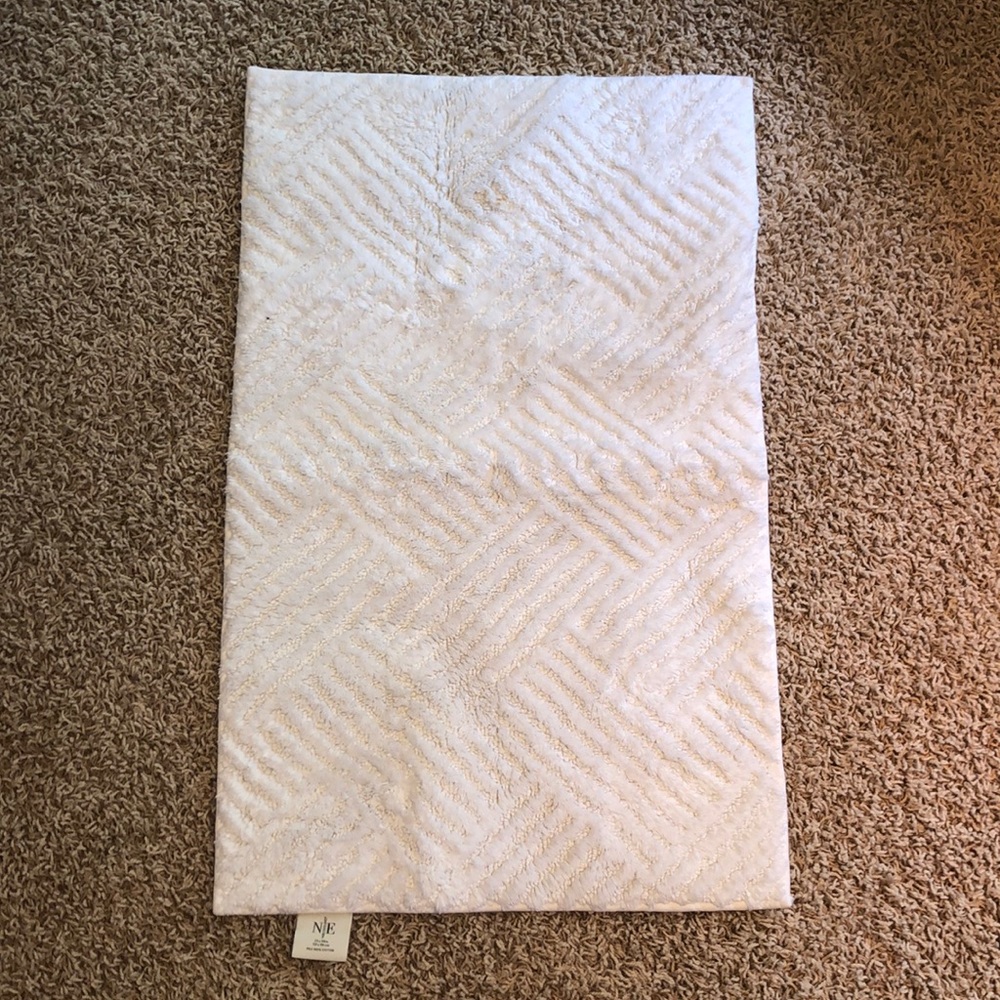 2 Rugs